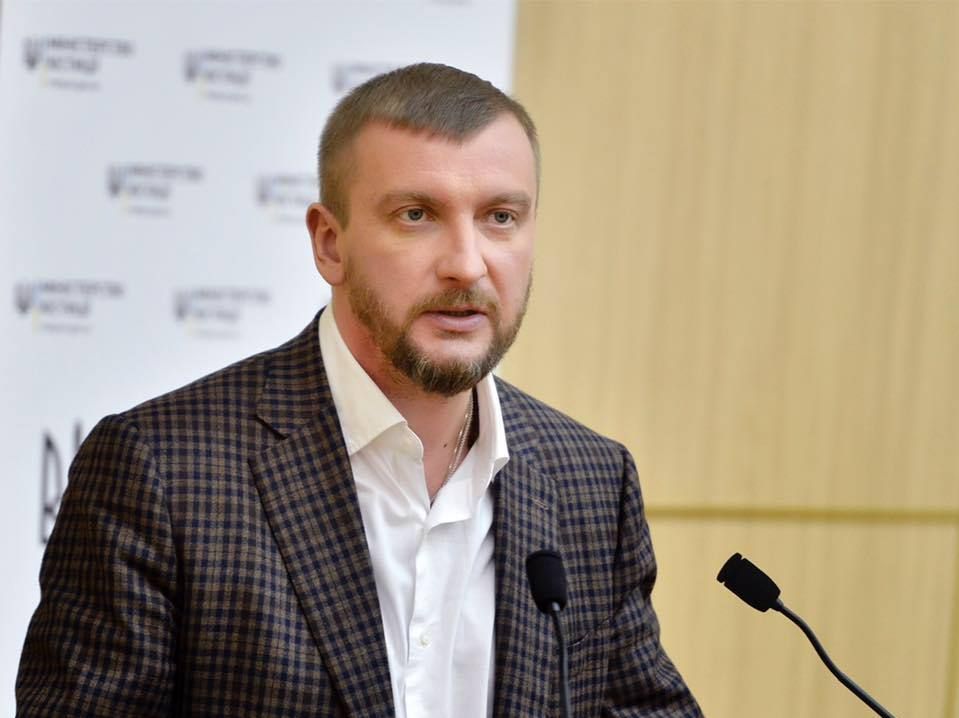 Павло Петренко про рішення суду щодо газу: суд скасував неіснуючу постанову