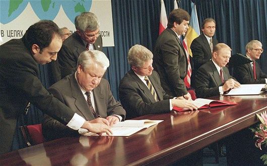 Зустріч Зеленського з Путіним в присутності лідерів Європи й США навряд чи вдасться