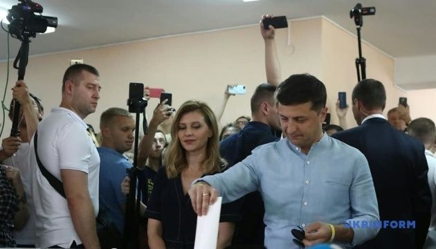 Зеленський проводить консультації щодо нового прем’єра