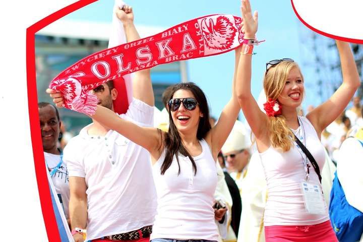 У Польщі молоді дозволи не сплачувати податок на доходи фізосіб