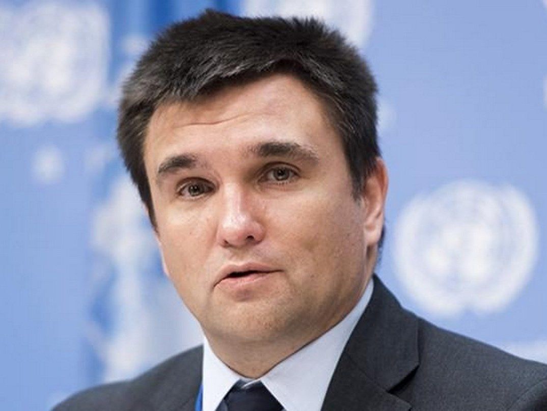 Клімкін: За кордон може виїхати половина українців