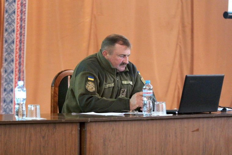 Зеленський змінив командувача Об’єднаних сил