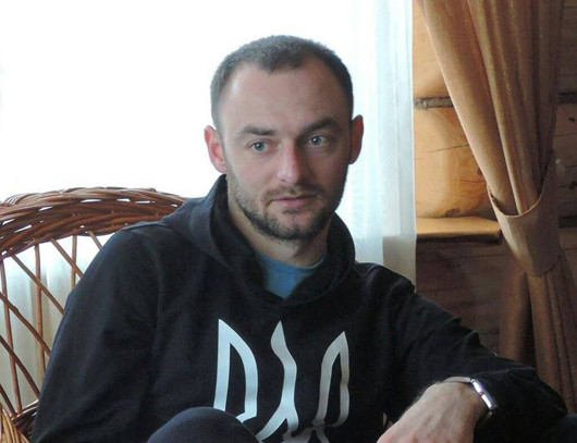 Снайперська голка: учасник АТО у мирному житті взявся за пошиття ексклюзивних виробів зі шкіри