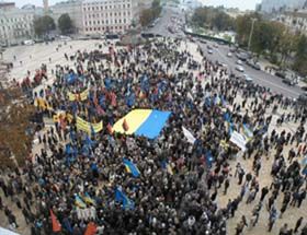 Історична правда проти істерики