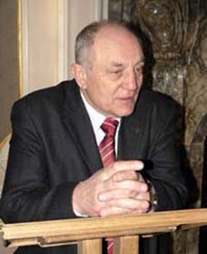 Паління скоро стане дорогим задоволенням