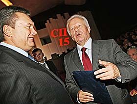 Між нами, сестрами