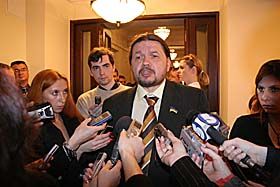 Хелловін по-київськи: нічний дерибан землі із бійками, але без телекамер