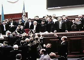 Бої на Хрещатику тривають
