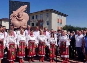 У Клішківцях з'явився пам'ятник космонавту Каденюку