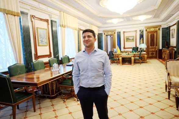 Зеленський завтра збере на Банковій керівників Ради, Кабміну та правоохоронних органів