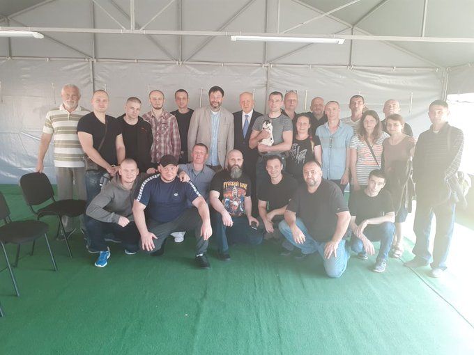 Обмін полоненими: З «Внуково» вилетів український борт, з «Борисполя» - російський ТУ-204 (Відео)