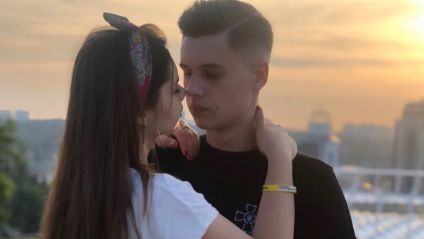 Звільнений з полону моряк Ейдер зробив пропозицію своїй дівчині