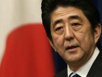Уряд Японії в повному складі пішов у відставку