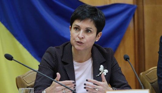 А рахувати будуть інші: чому Зеленський хоче розпустити ЦВК та чи законне таке подання