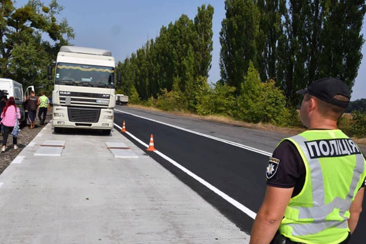 У перший же день роботи вагового комплексу під Полтавою водій фури «влетів» на 491 євро штрафу