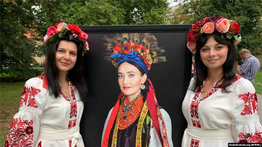 «Щирі» у Празі або знайомство чехів із українською культурою