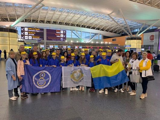 Діти загиблих та учасників бойових дій на сході України полетіли до США