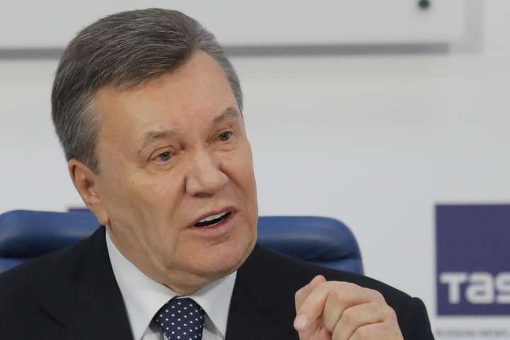 Адвокат: Янукович готується повернутись в Україну
