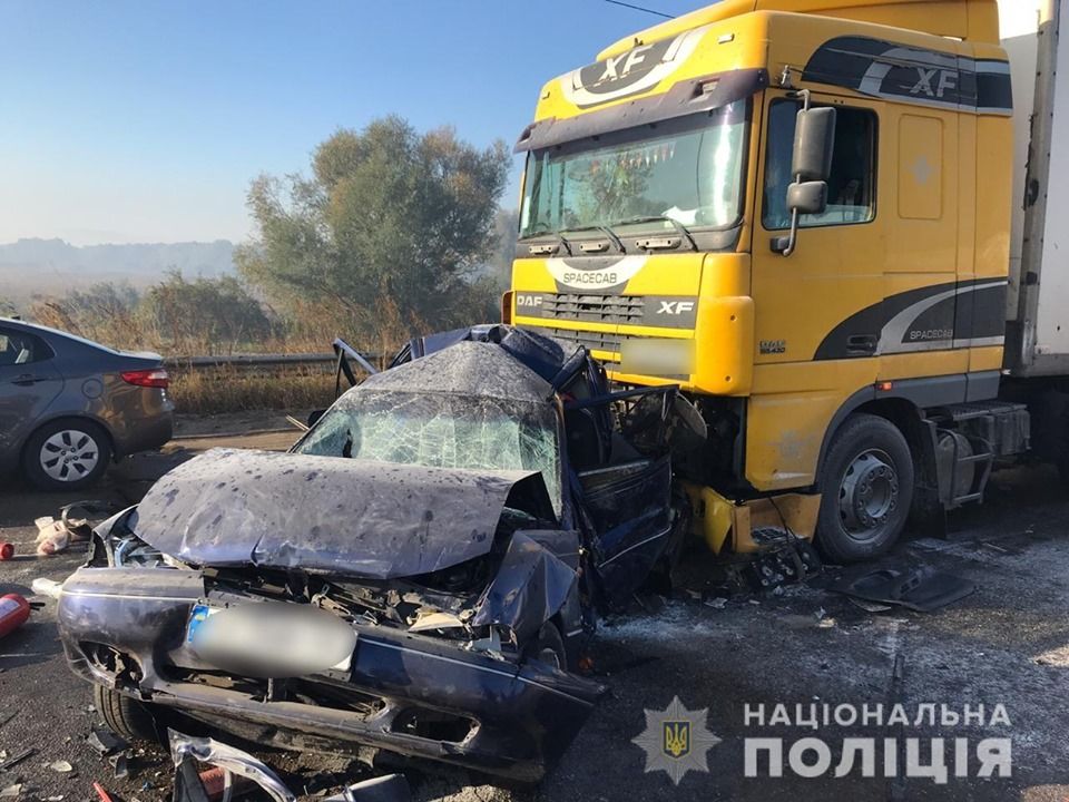 На окружній Броварській дорозі у ДТП потрапили дев’ять авто, один загиблий