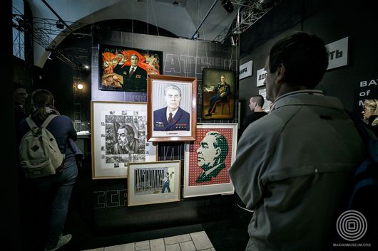 У Києві відкрилася виставка про міфи та реалії радянської доби (ФОТО)