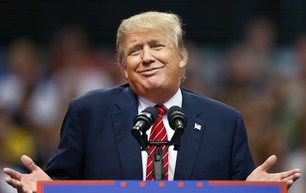 Трамп опублікував ролик проти Байдена із Зеленським і Порошенком (відео)