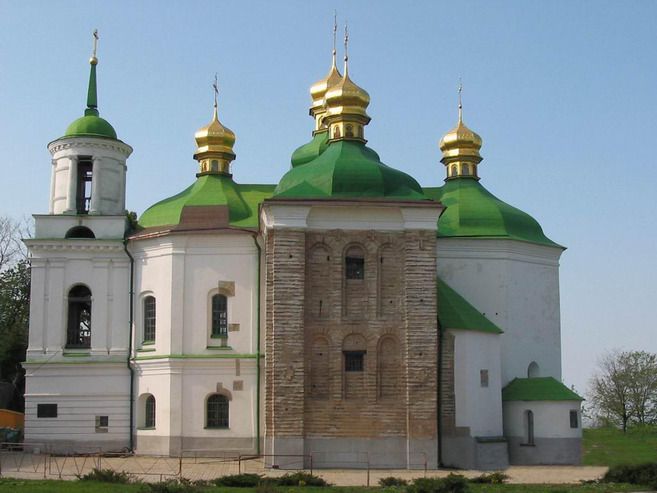 У Києві відкрили відреставрований храм Спаса на Берестові