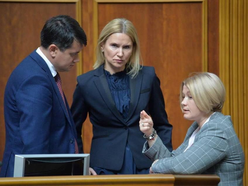 Ірина Геращенко: Зеленський «наївно вірить, що переграє Путіна»