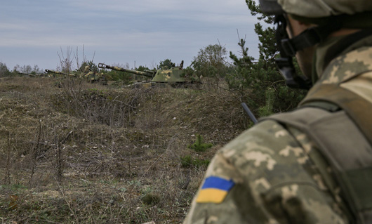 «Слуги народу» намагаються довести мешканцям прифронтових сіл, що вони хочуть розведення