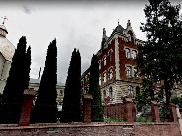 Польща повідомила деталі щодо майбутніх ексгумаційних робіт в Україні