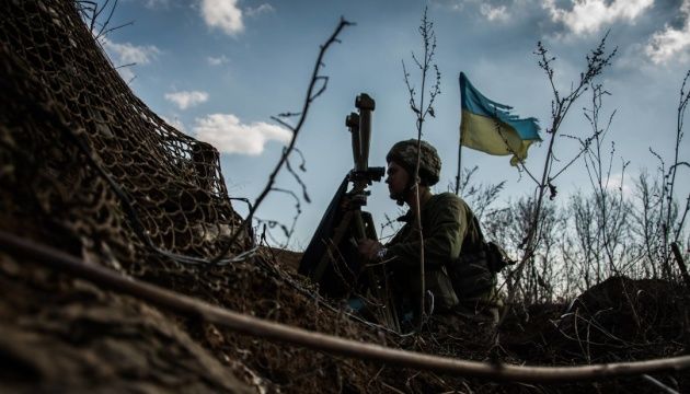 Окупанти гатять з мінометів та артилерії: 1 боєць ЗСУ загинув, 3 поранені