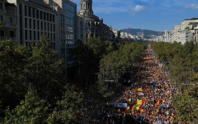 У Барселоні влаштували акцію протесту за єдність з Іспанією