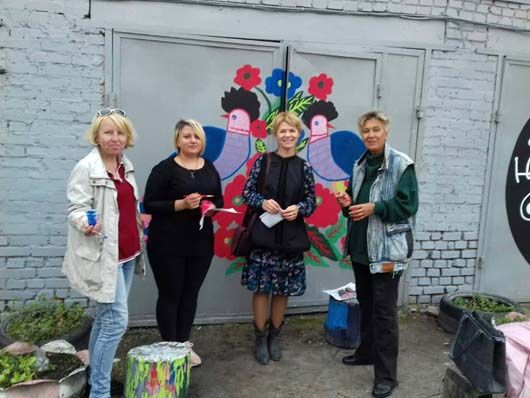 «Баба Єлька» триває: активісти Кропивницького відвідали 46 сіл, які надихнули прикрасити місто