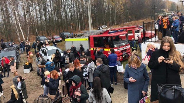 Понад 400 пасажирів потяга евакуювали через «мінування»