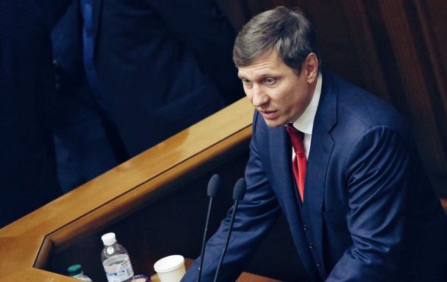 Шахов вимагає не допускати іноземців до української землі без референдумів