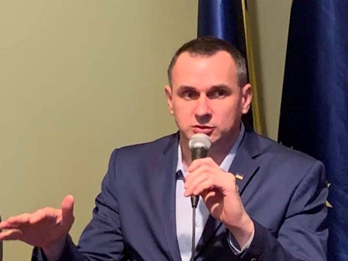 Олег Сенцов: Путін хоче накинути Донбас на шию України, як нашийник