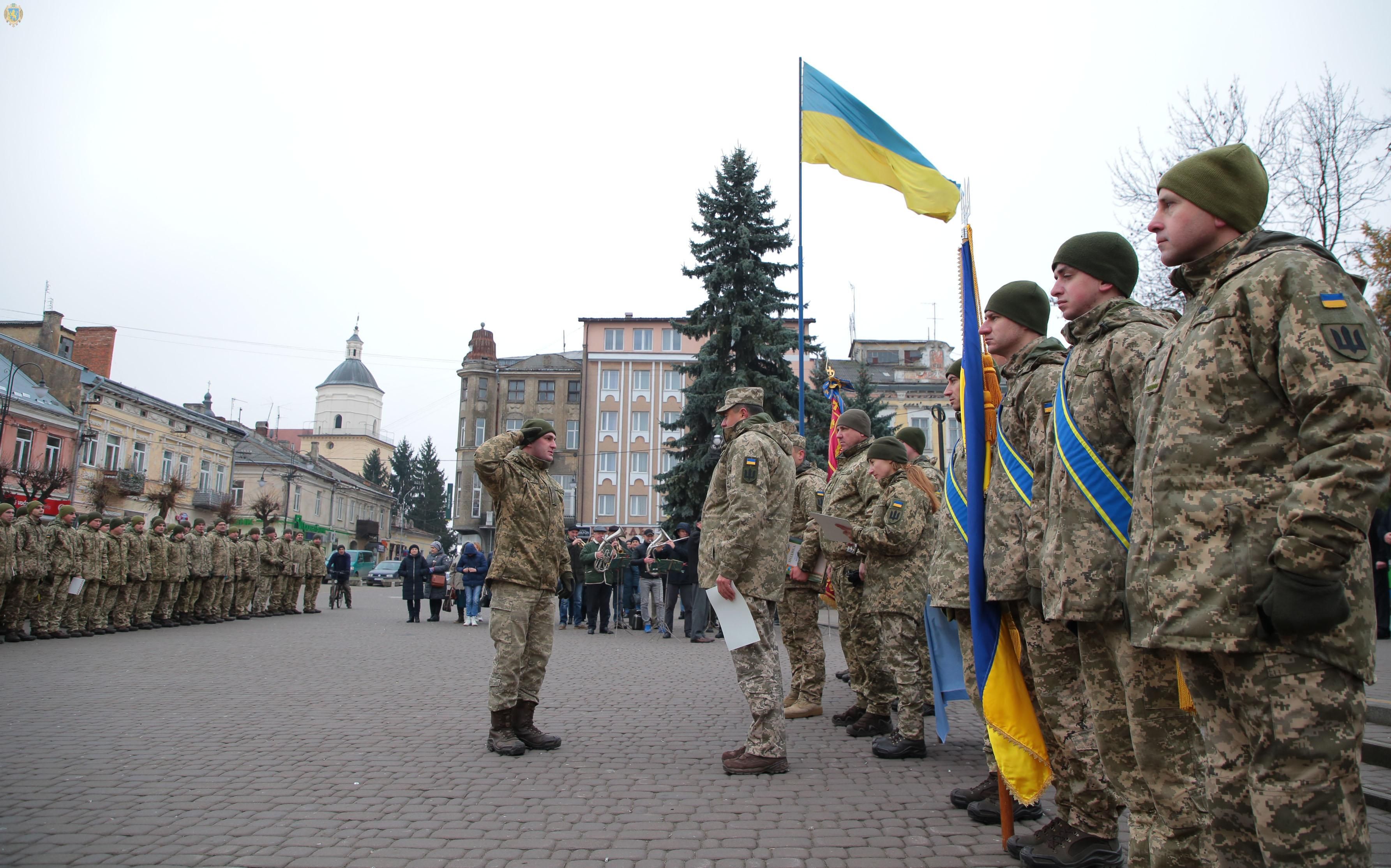 На Львівщині зустріли бійців 703-го полку, які повернулись зі Сходу