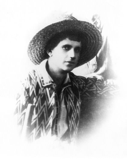 Народний за сутністю й офіційним званням: до 120-ліття з дня народження художника Олександра Саєнка