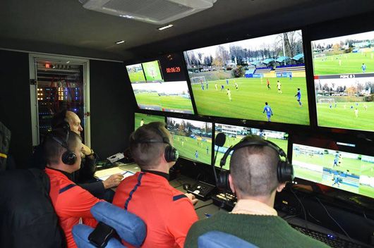 Експерти ФІФА позитивно оцінили процес впровадження в Україні «відеоасистента» рефері
