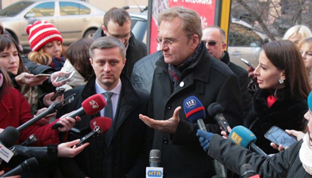 Віталій Кличко готовий взяти Садового на поруки