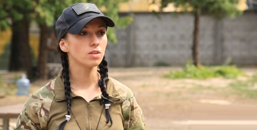 Універсальний «Мальок»: медик Олена Мосійчук винесла на собі з поля бою близько сотні поранених