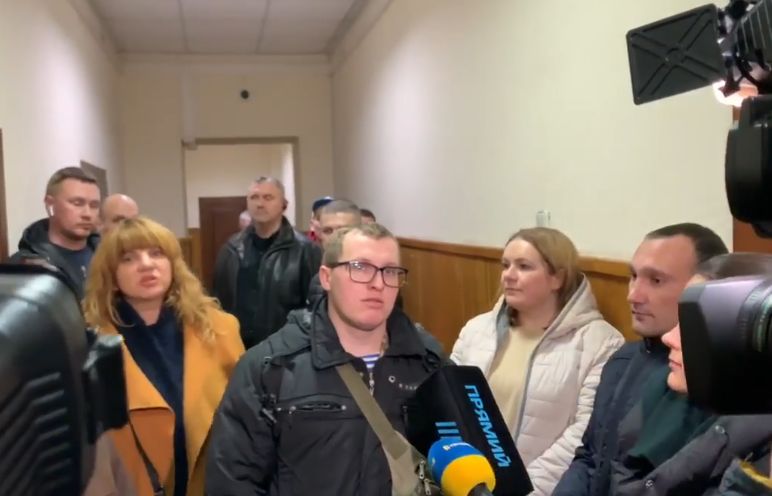 Справу по хабарництву лікарів Наумова і Чернявського перенесли через хворобу судді