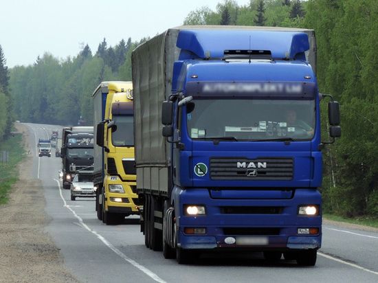 У Миколаєві біля кафе померли двоє далекобійників, ще троє - у лікарні