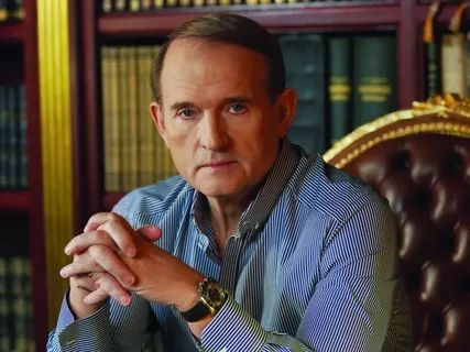 Медведчука можуть позбавити почесного звання заслуженого юриста