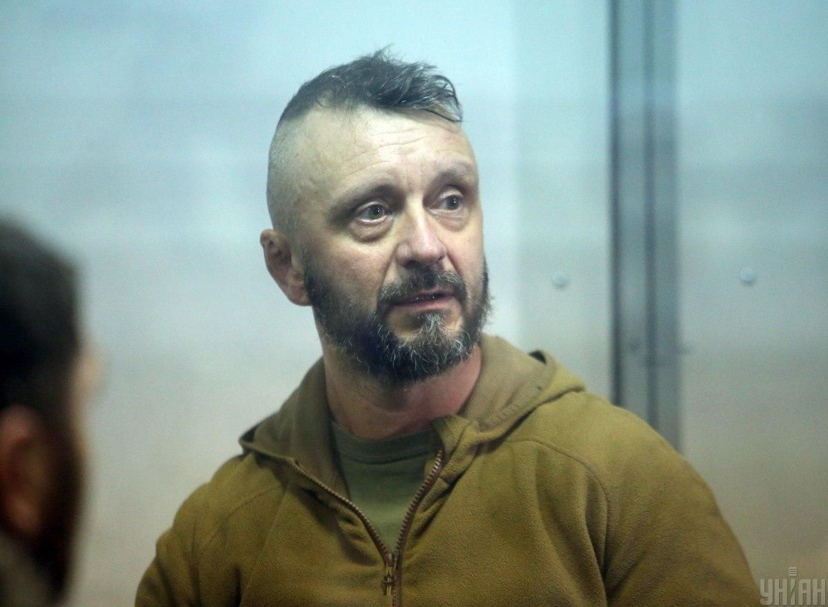 «Я не причетний до вбивства»: Антоненко з СІЗО подякував мамі Шеремета