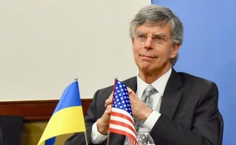 Голова посольства США в Україні Вільям Тейлор піде з посади 1 січня – WP