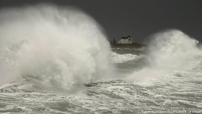 У Іспанії та Португалії через шторм загинули щонайменше вісім осіб