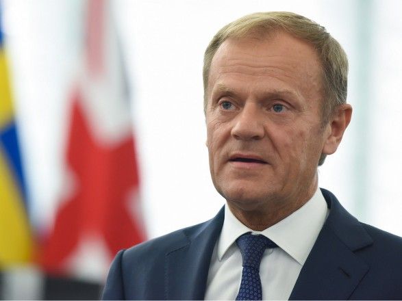 Туск вважає, що Путін хоче розвалити НАТО та ЄС