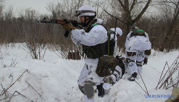 Окупанти із гаубиць та мінометів обстріляли позиції ЗСУ під Хутором Вільним