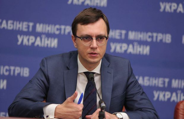 Омелян – Зеленському: «коли покладаєшся на лояльних ідіотів – провали неминучі»