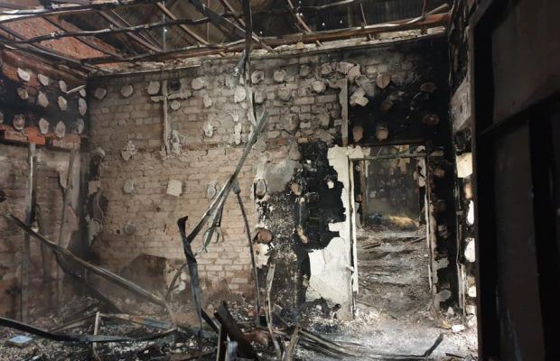 Поблизу Широкиного згоріла база парамедиків: один постраждалий